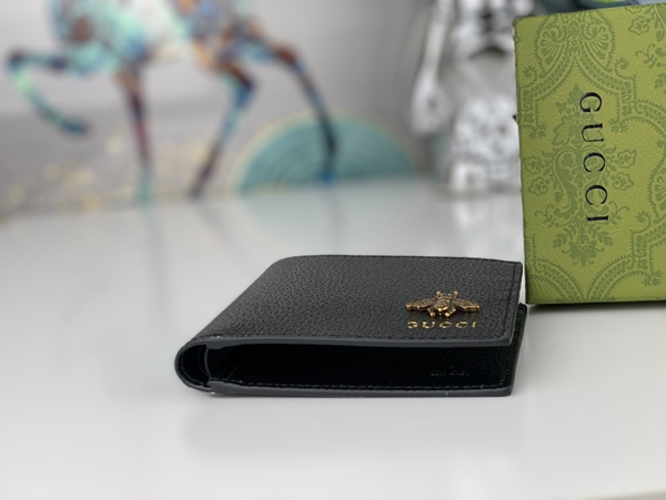 グッチ財布コピー内部構造